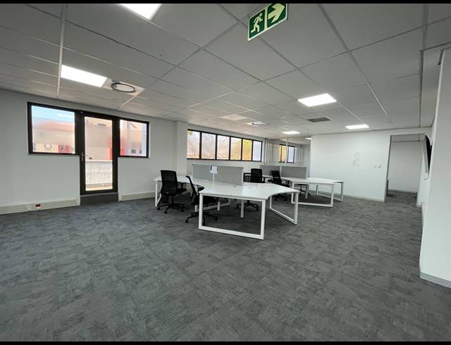 356M² OFFICE TO LET IN RIVONIA
